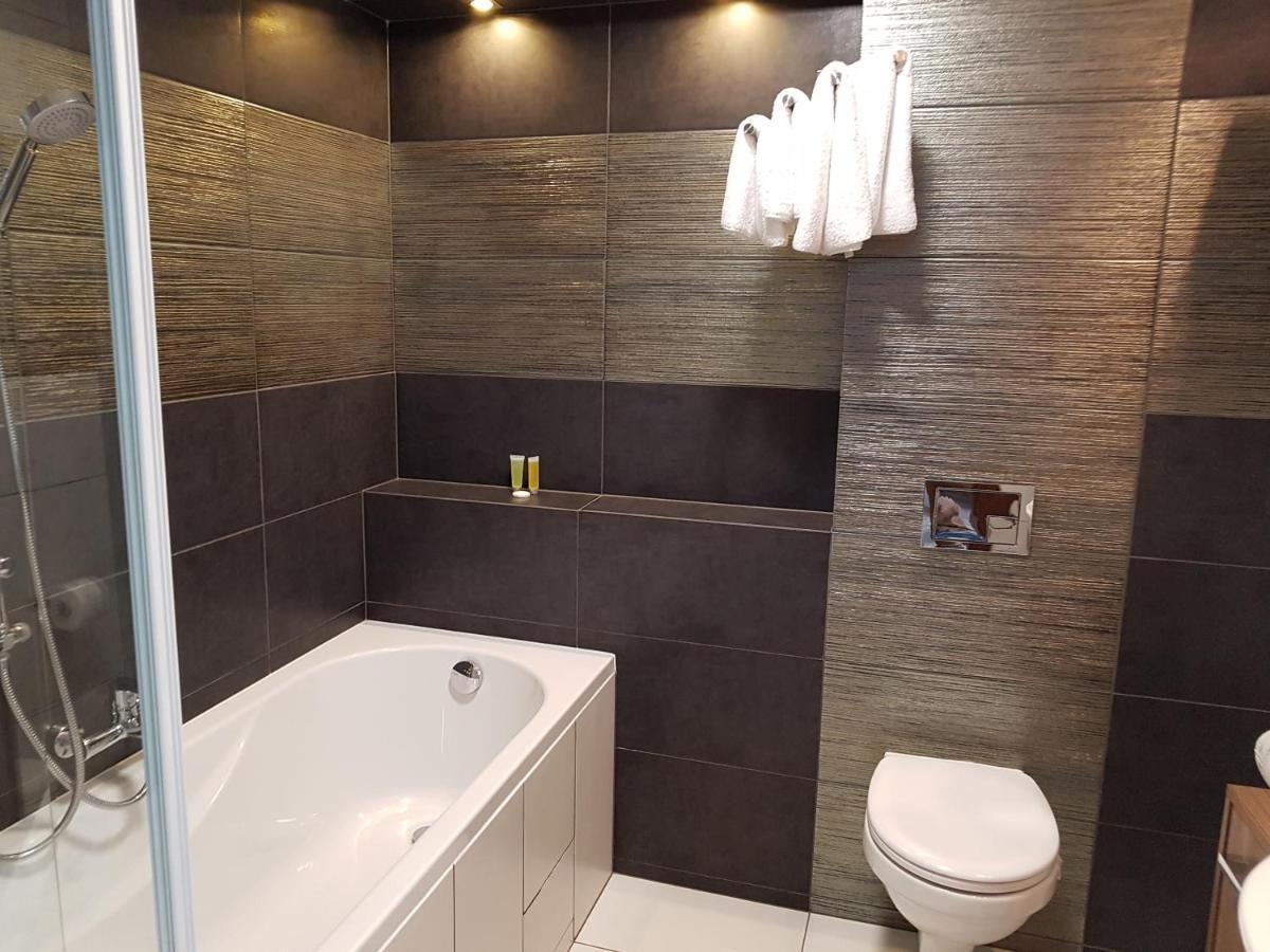 Pod Kominem Pokoje I Apartamenty Brzezie  Екстериор снимка